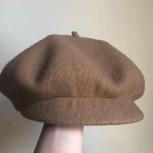 100% wool vintage beret with brim camel brown